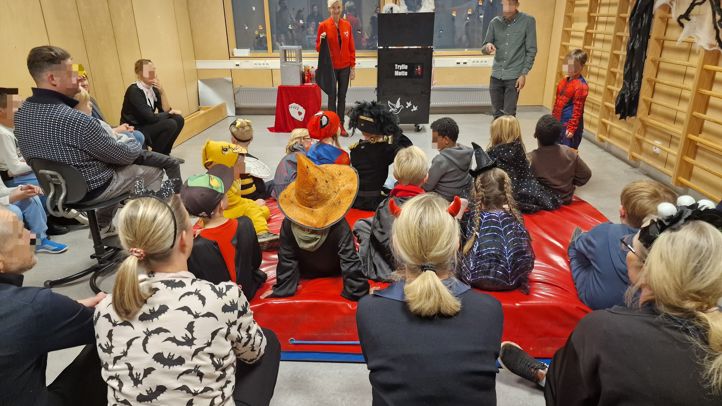 TrylleMette er på besøk